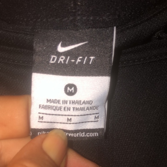 Nike shorts (9) - Picture 3 of 3